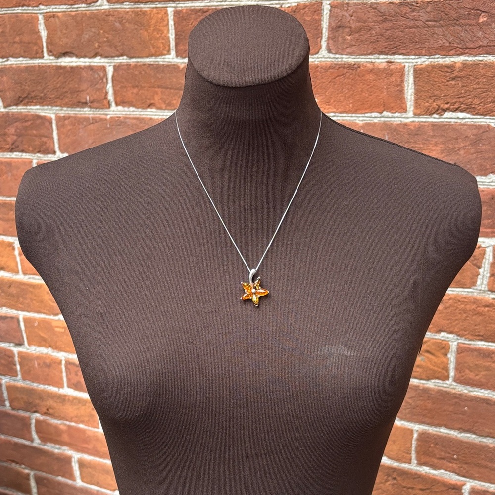 Genuine Amber Flower Pendant Necklace in 925 Sterling Silver – Vintage - Picture 2 of 4